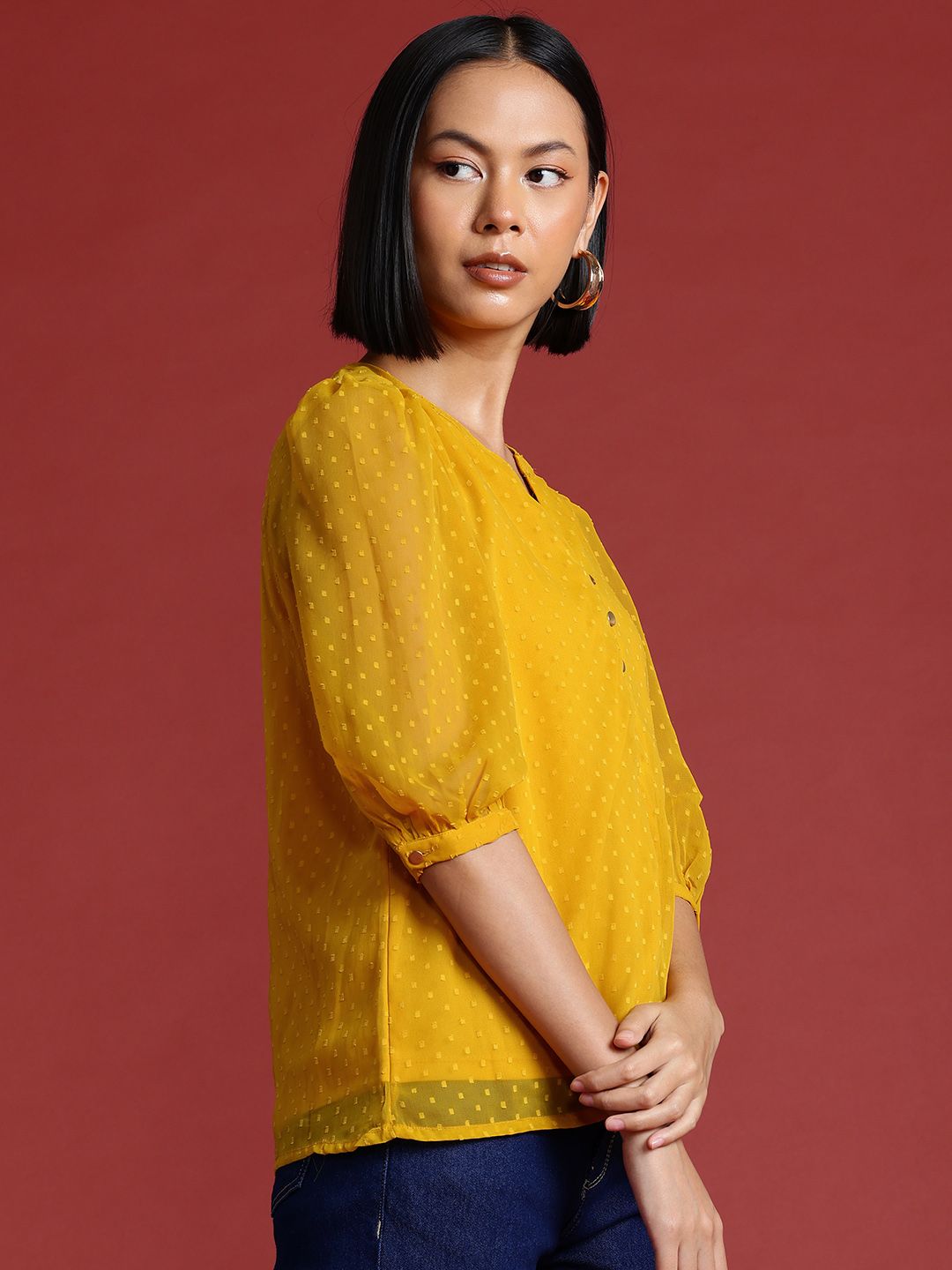 all about you Dobby Detail Puff Sleeve Top