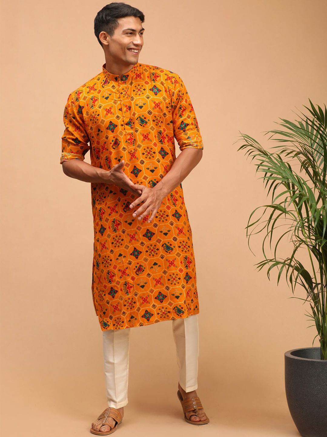 VASTRAMAY Men Yellow & Yellow Ethnic Motifs Cotton Printed Kurta