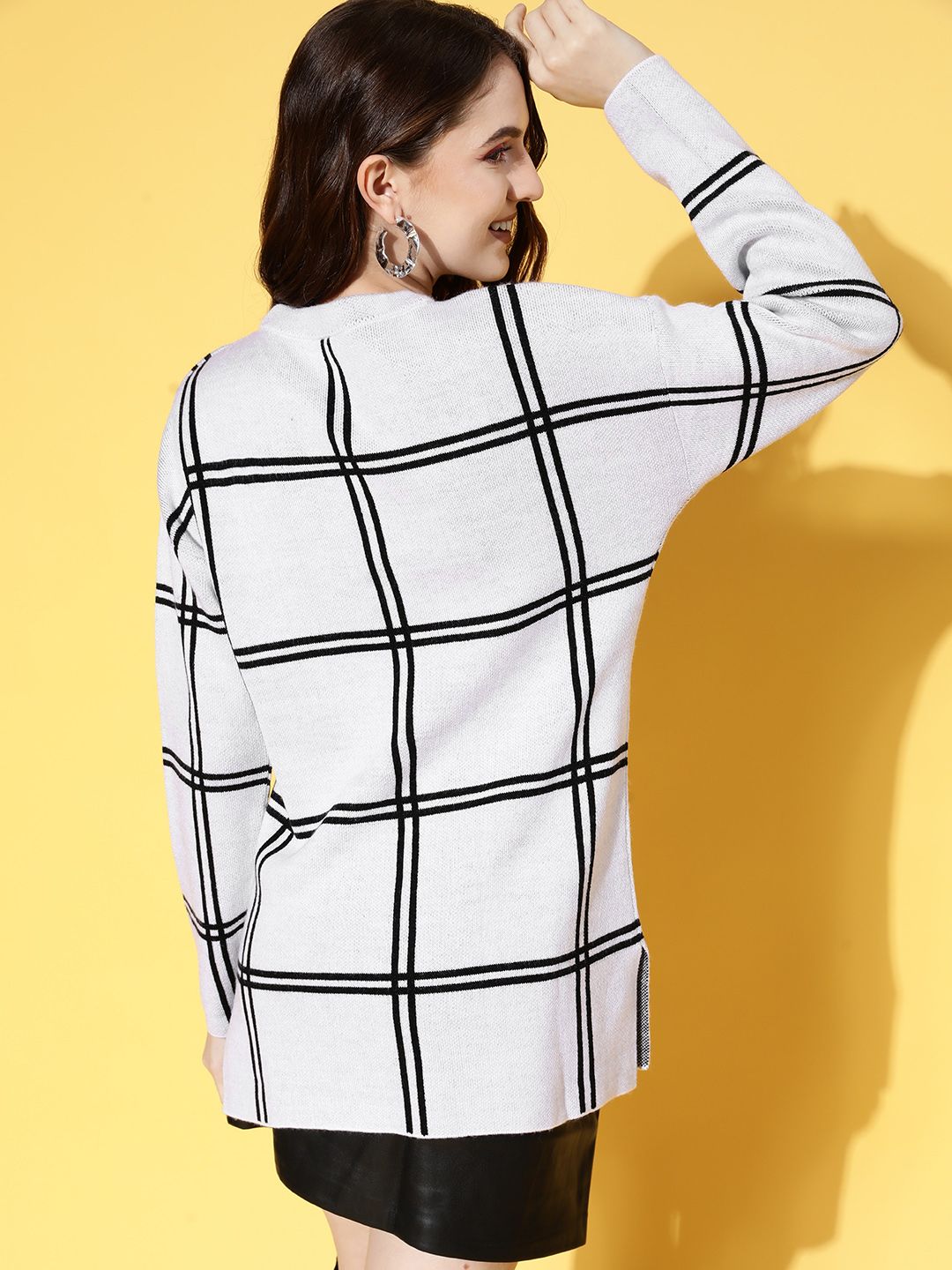 Berrylush Women Grey Checked Knits Bits Sweater