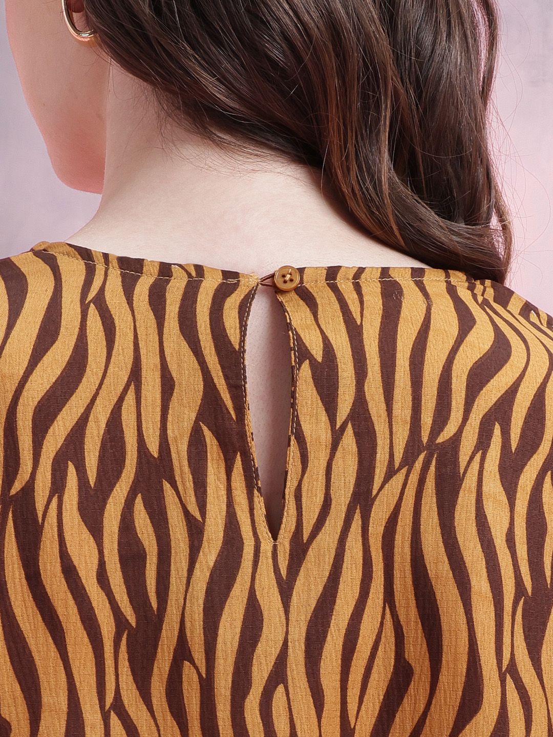 DressBerry Floral Print Tulip-Style Flared Sleeves Top