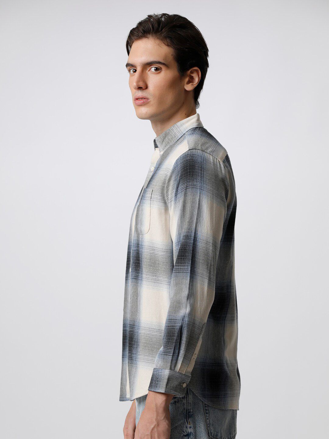 THE BEAR HOUSE Men Slim Fit Checked Pure Cotton Casual Shirt