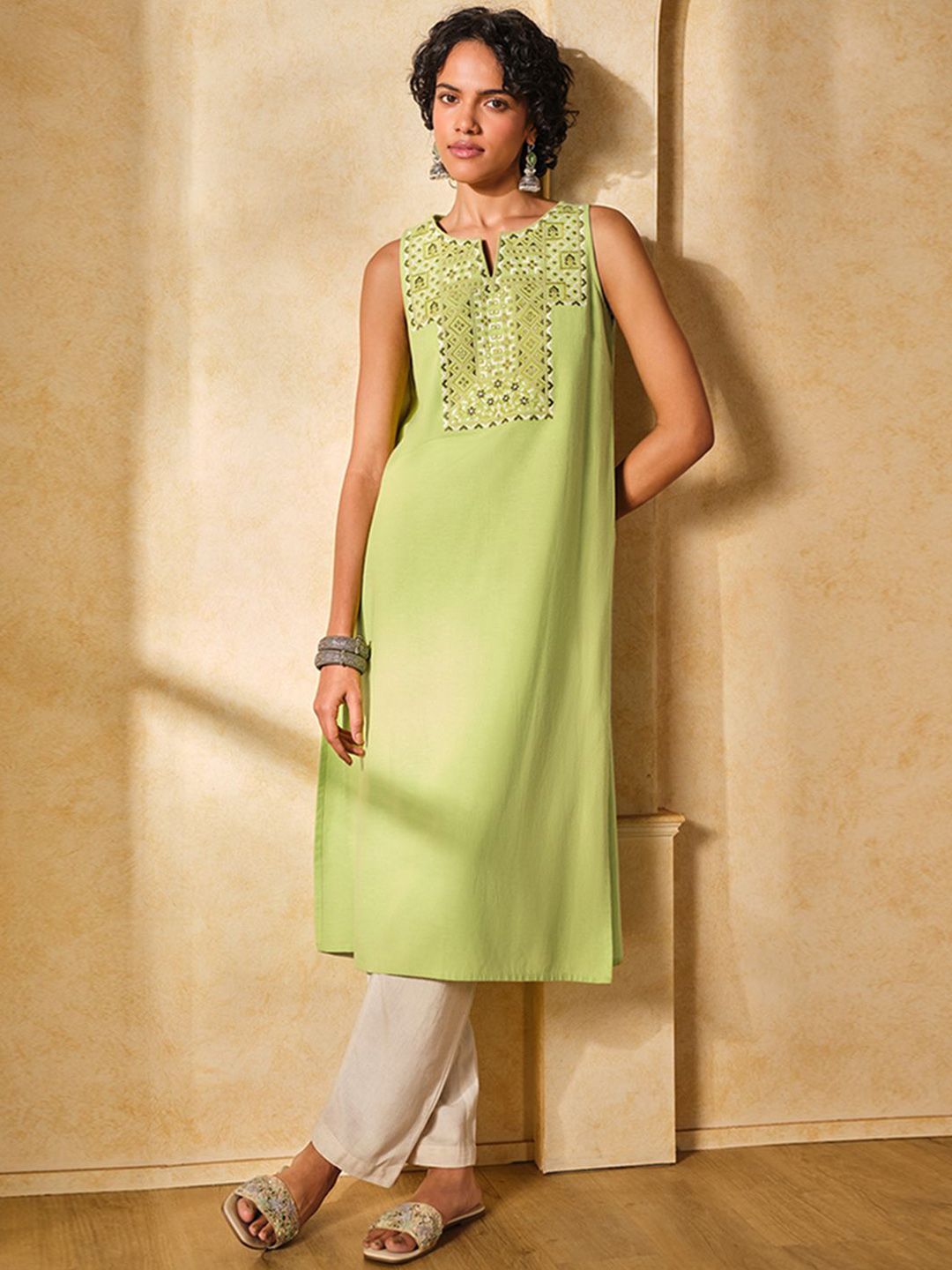 Global Desi Geometric Yoke Design Sleeveless Notch Neck Thread Work Straight Kurta