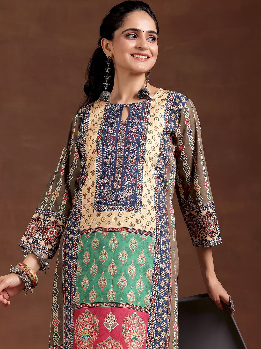 Libas Ethnic Motifs Printed Keyhole Neck Crepe Straight Kurta