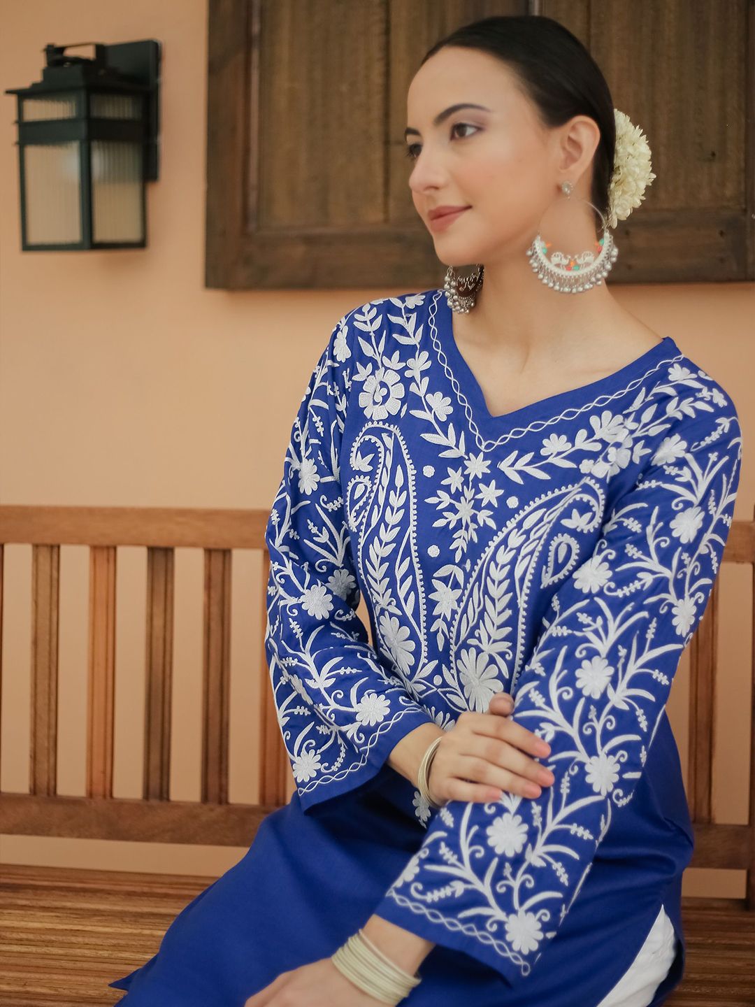 HOUSE OF KARI Floral Embroidered V-Neck Cotton Straight Falak Kashmiri Kurta