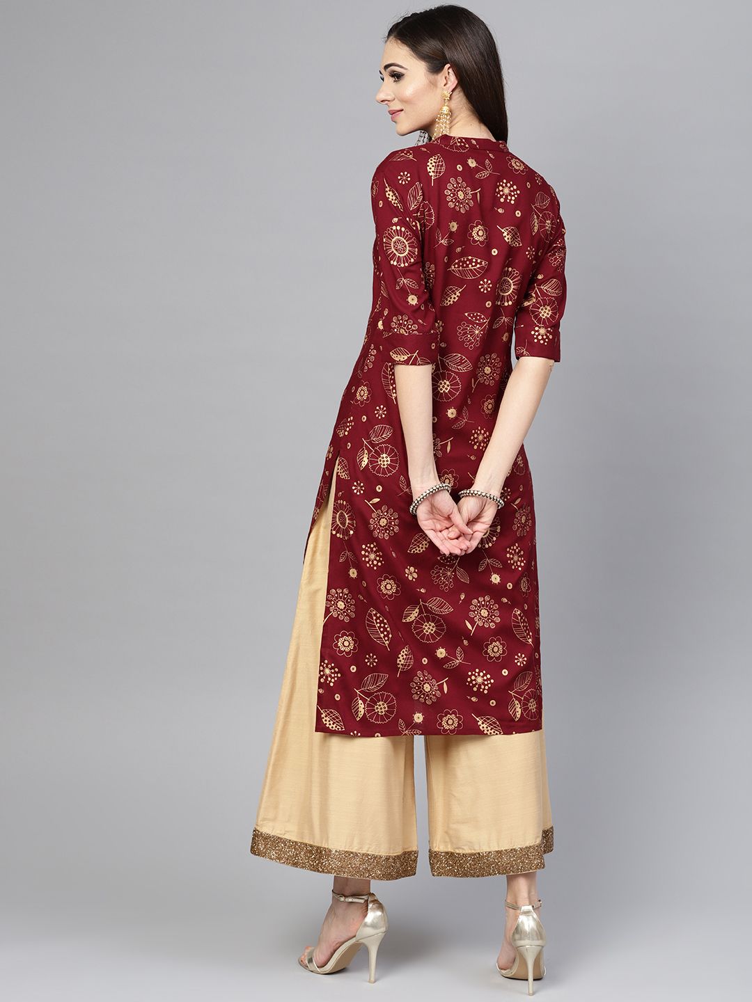 SOJANYA Women Maroon & Golden Printed Straight Kurta
