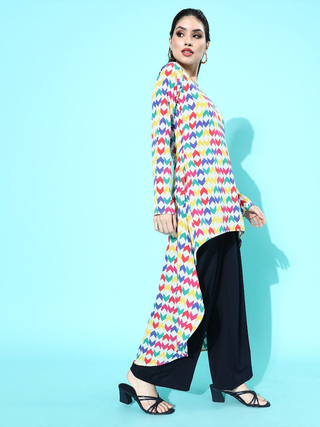 Berrylush Multicoloured Geometric Print Round Neck Polyester Crepe High-Low Longline Top