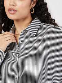 SASSAFRAS Oversized Vertical Striped Spread Collar Casual Shirt
