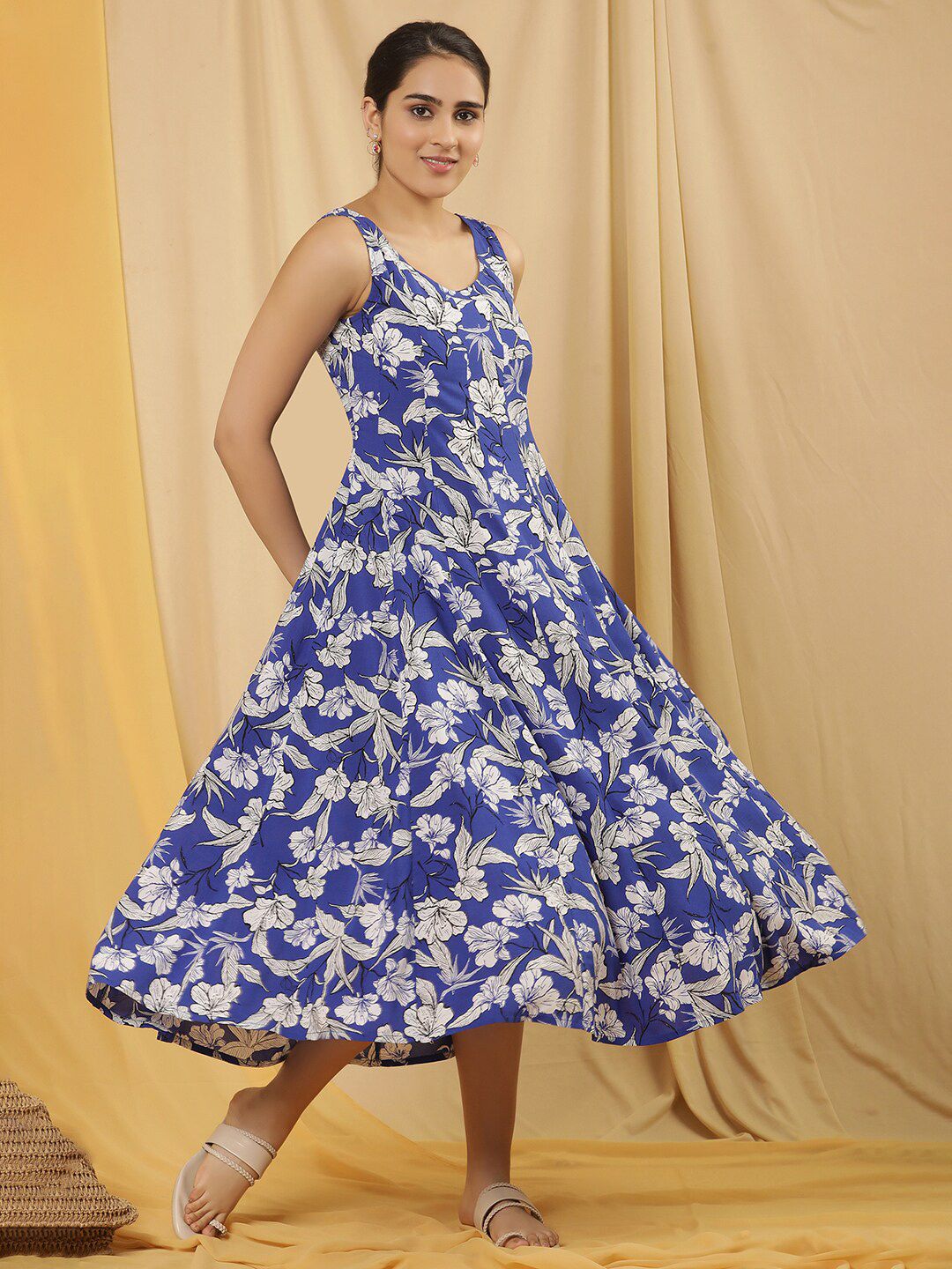 W Floral Printed Fit & Flare Midi Dress