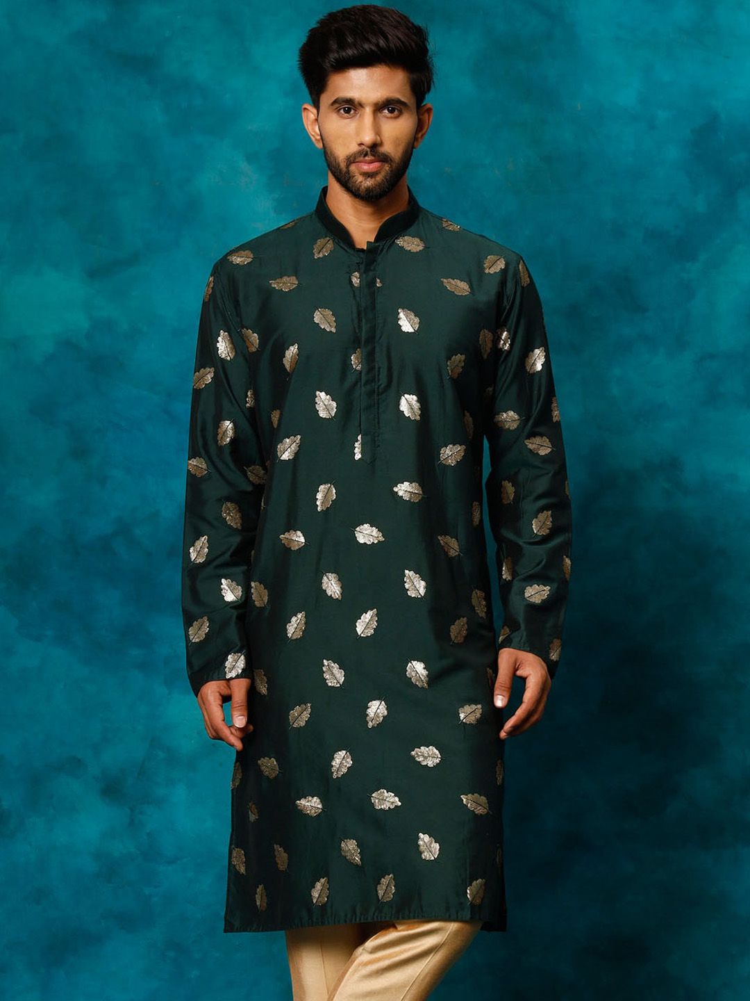VASTRAMAY Embellished Thread Work Kurta