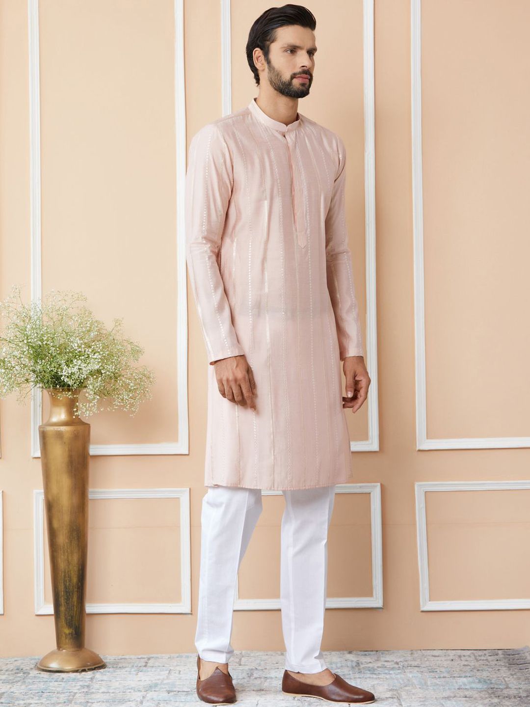 See Designs Floral Embroidered Regular Sequinned Pure Cotton Kurta with Pyjamas