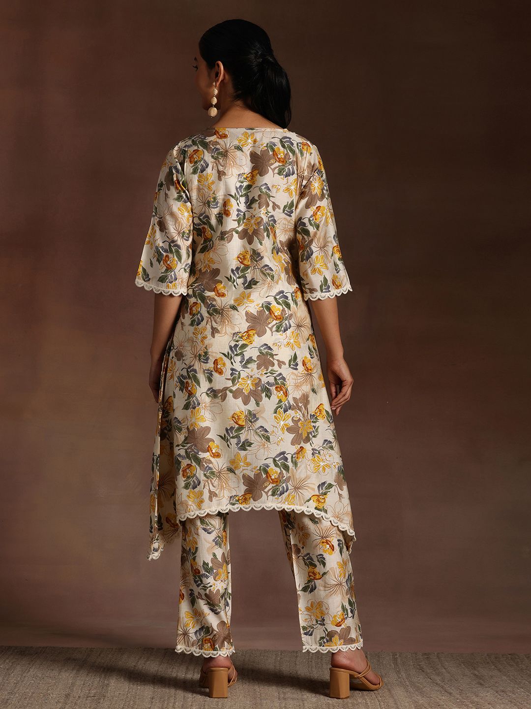 Libas Floral Printed Kurta With Trouser