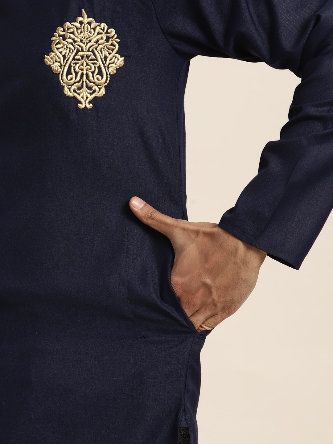 Anug by SOJANYA Men Navy Blue Patchwork Kurta