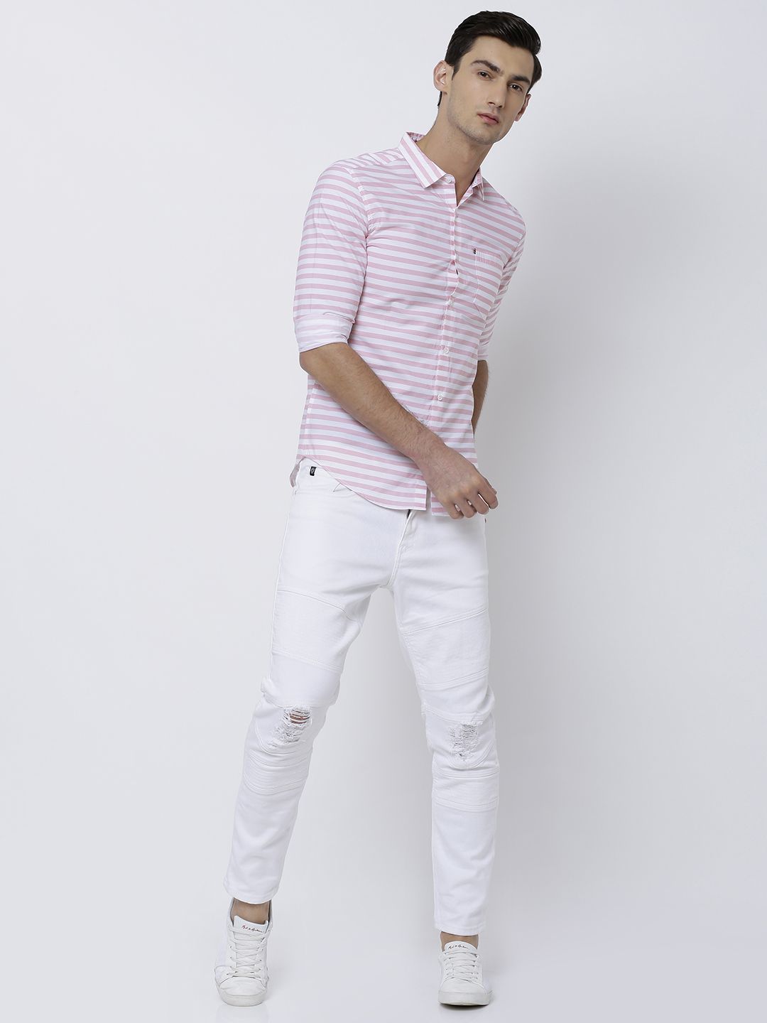 HIGHLANDER Men Coral Slim Fit Striped Shirt