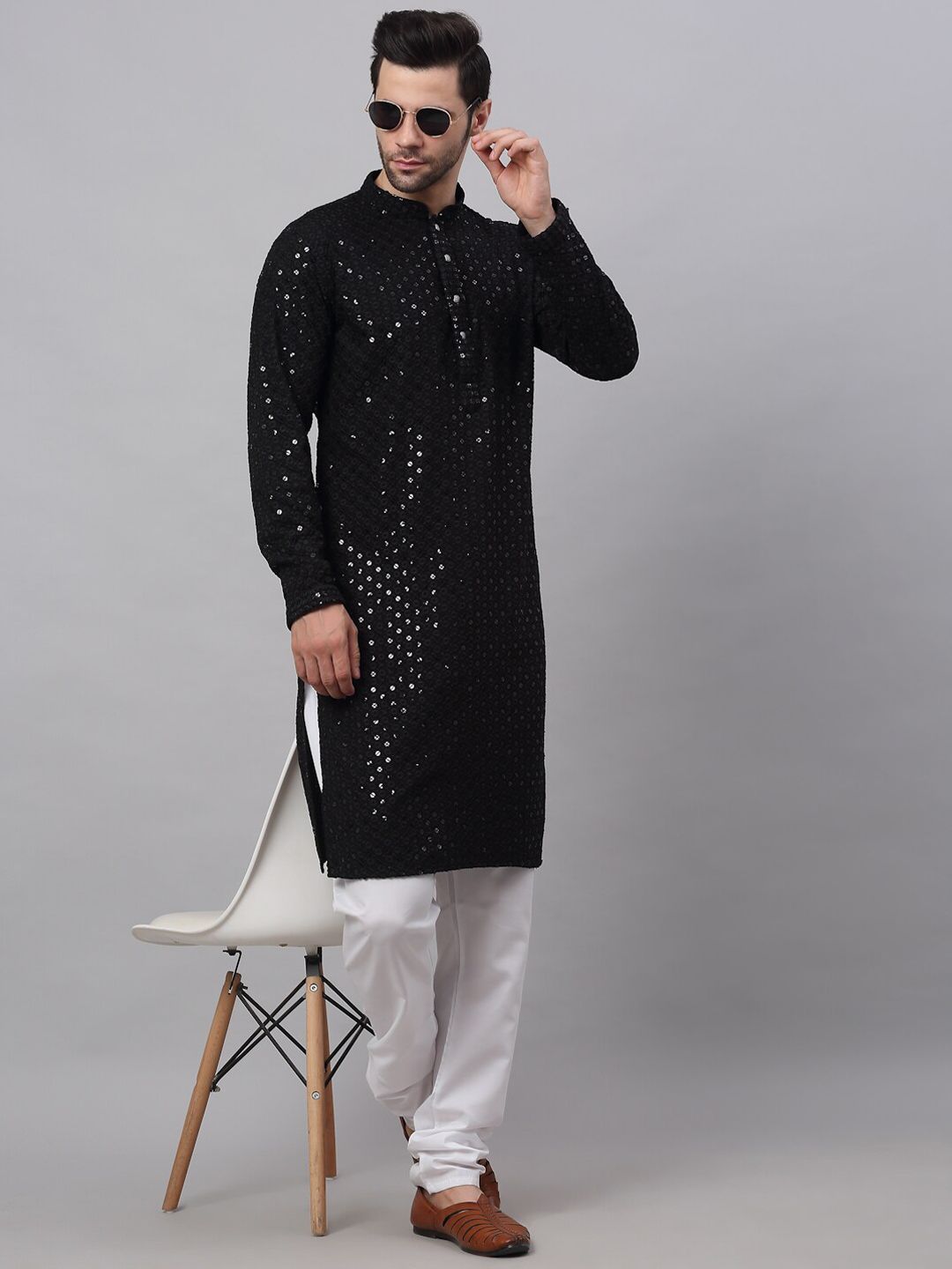 Jompers Men Black Floral Embroidered Sequined Cotton Kurta