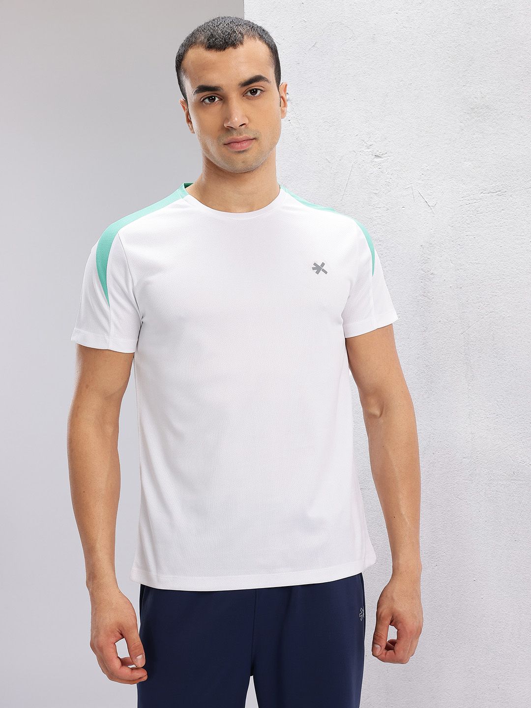 HRX by Hrithik Roshan Rapid-Dry Running T-shirt with Reflective Elements