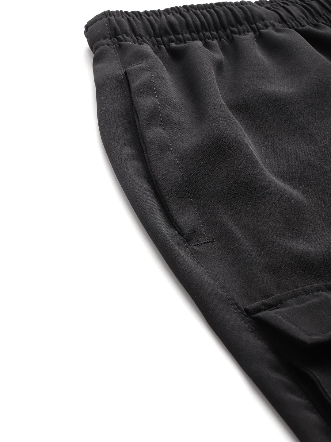 HRX by Hrithik Roshan Men Regular Fit Lifestyle Cargo Style Joggers