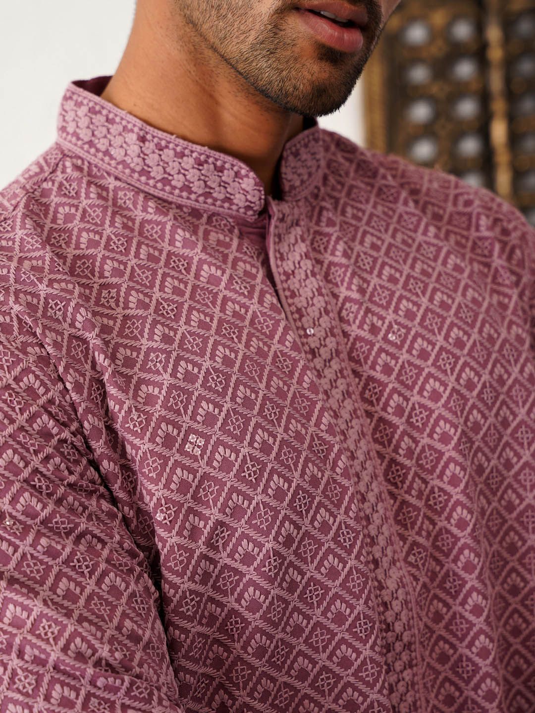 Jompers Ethnic Motifs Embroidered Sequinned Mandarin Collar Straight Kurta