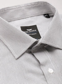 Park Avenue Checked Formal Shirt