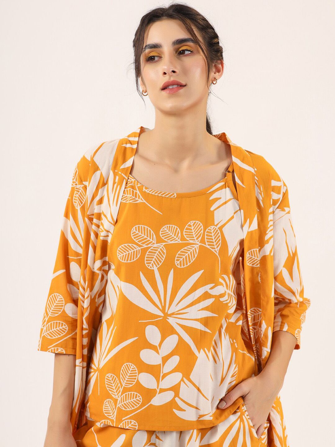 SANSKRUTIHOMES Floral Printed Pure Cotton Night Suit With Robe