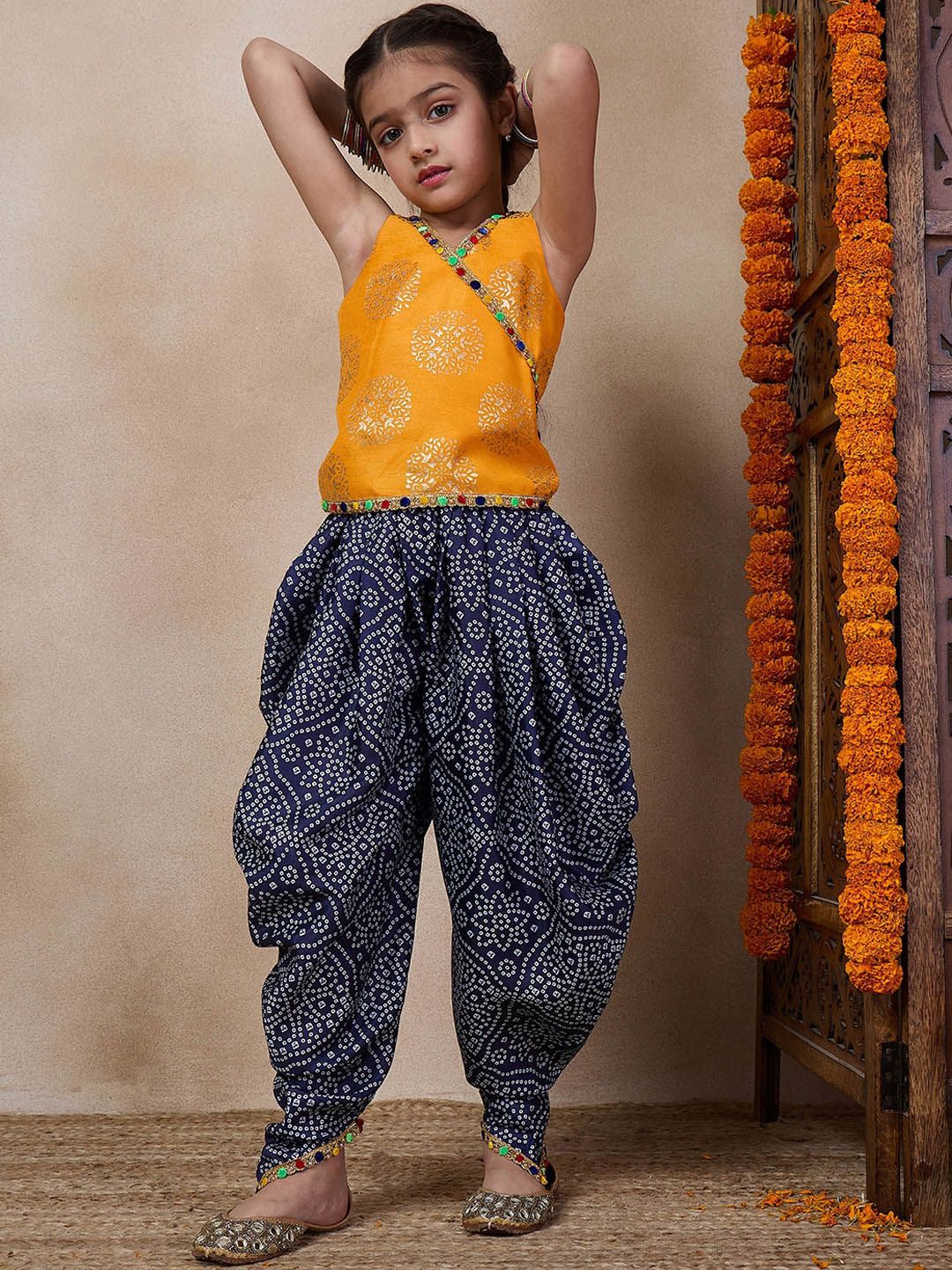 pspeaches V Neck Sleeveless Printed Top & Dhoti Pant Clothing Set