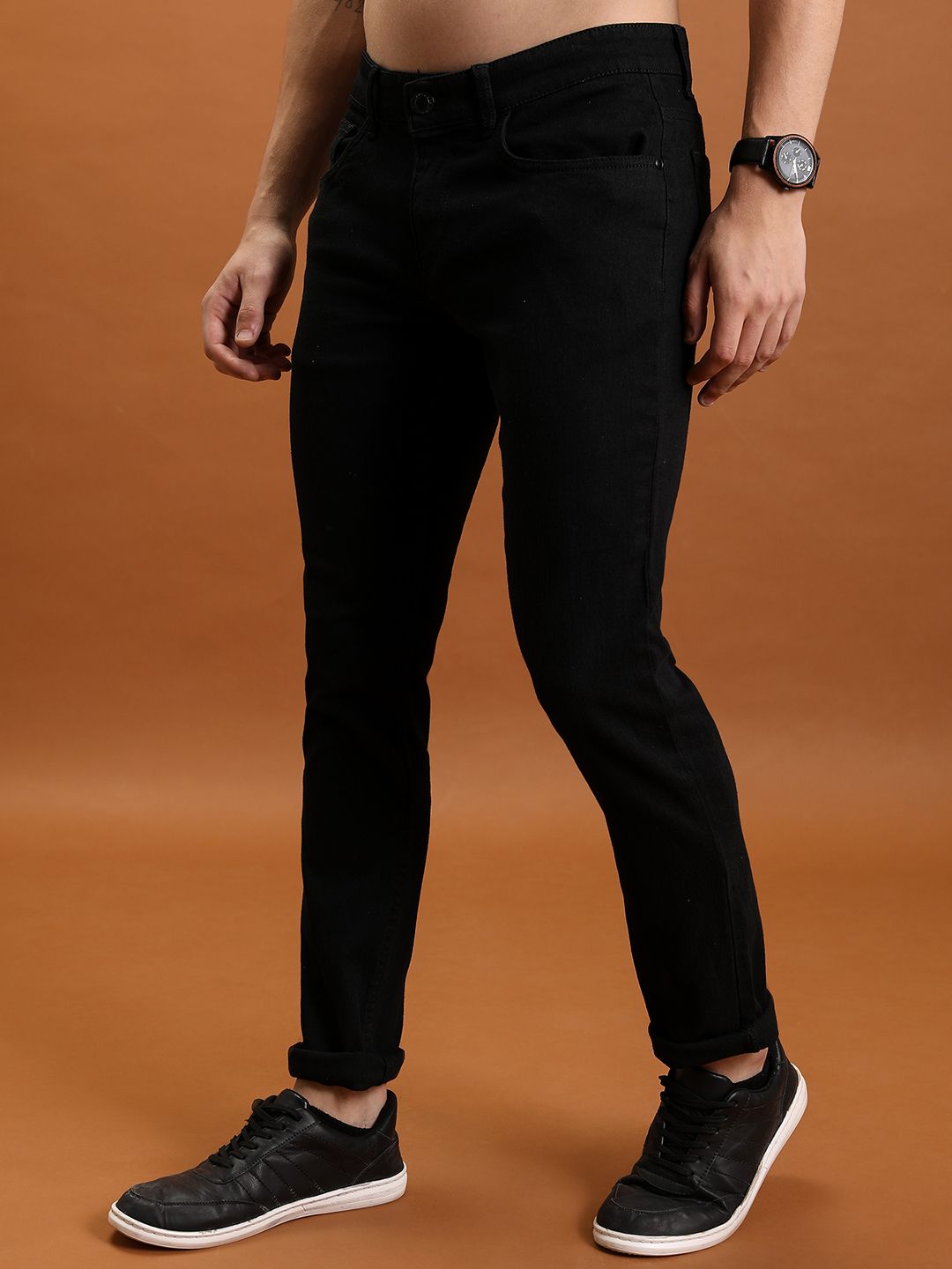 HIGHLANDER Men Straight Fit Mid-Rise Clean Look Stretchable Jeans