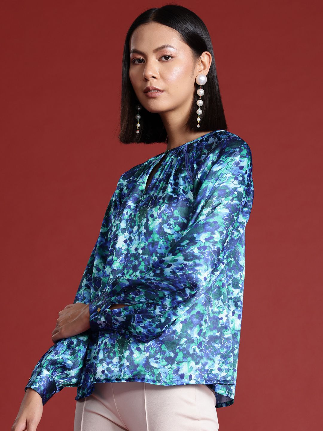 all about you Satin Finish Floral Print Keyhole Neck Top