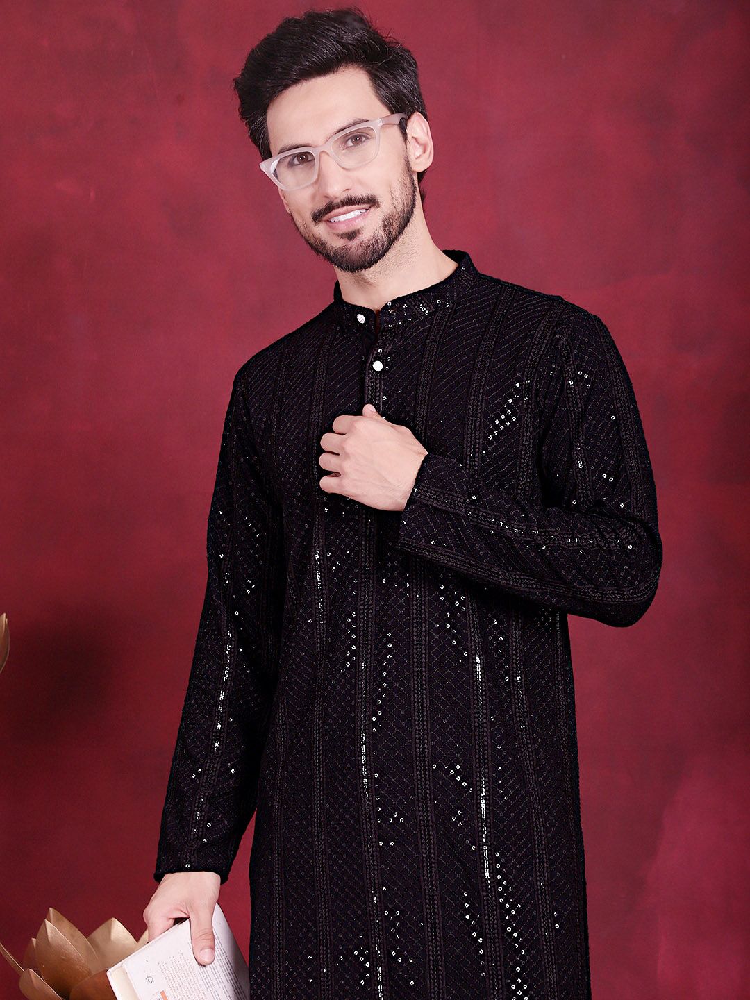 Jompers Geometric Embroidered Mandarin Collar Chikankari Kurta