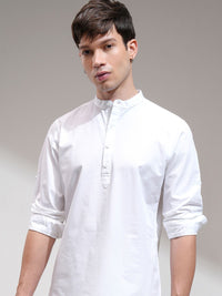 HIGHLANDER Men White Slim Fit Solid Casual Shirt