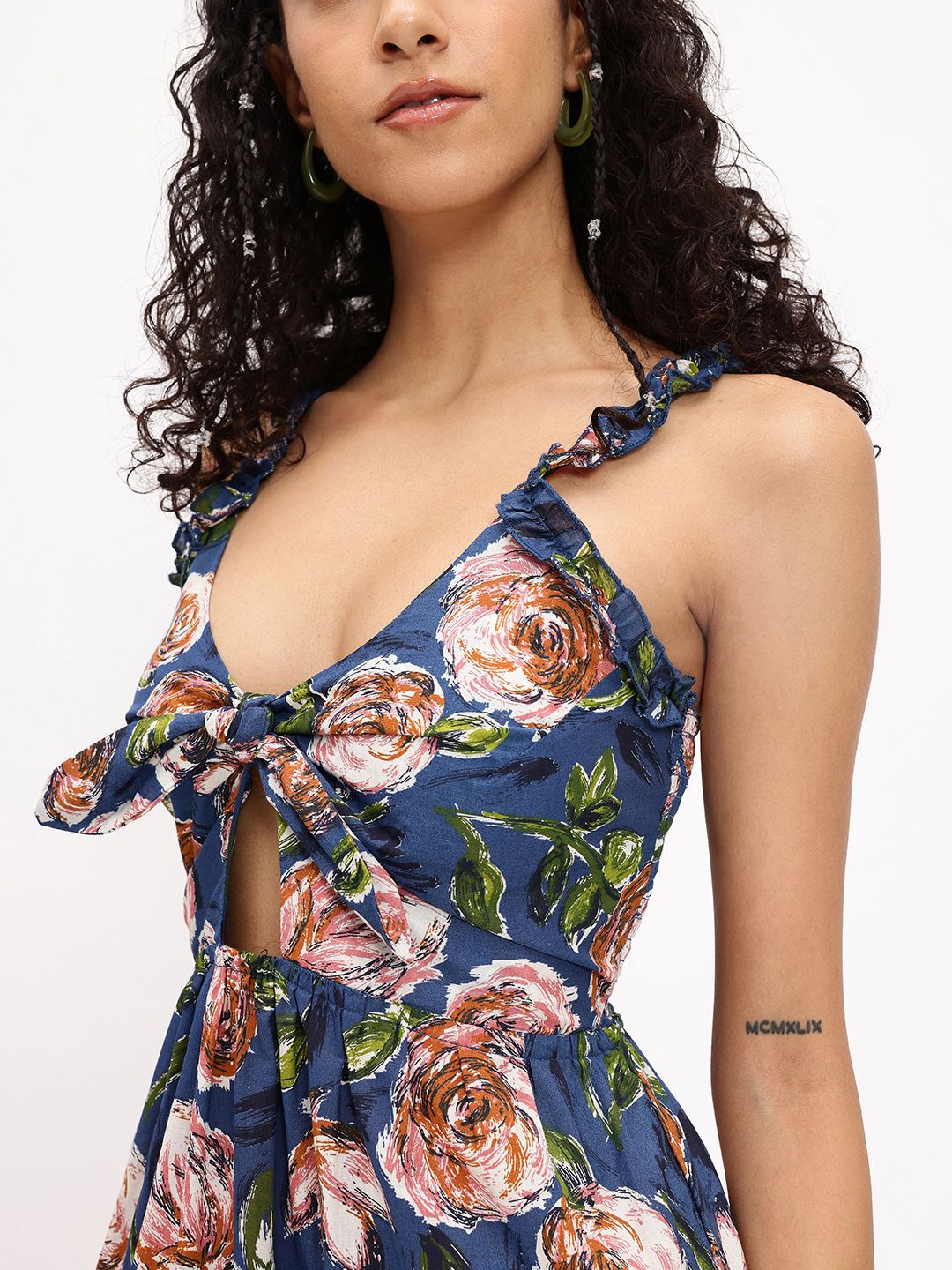 DressBerry Shadowed Bloom Tethered Smocked Dress