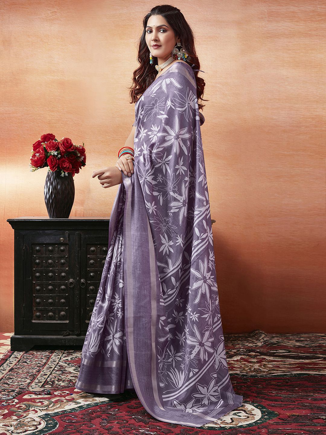 KALINI Floral Printed Zari Saree