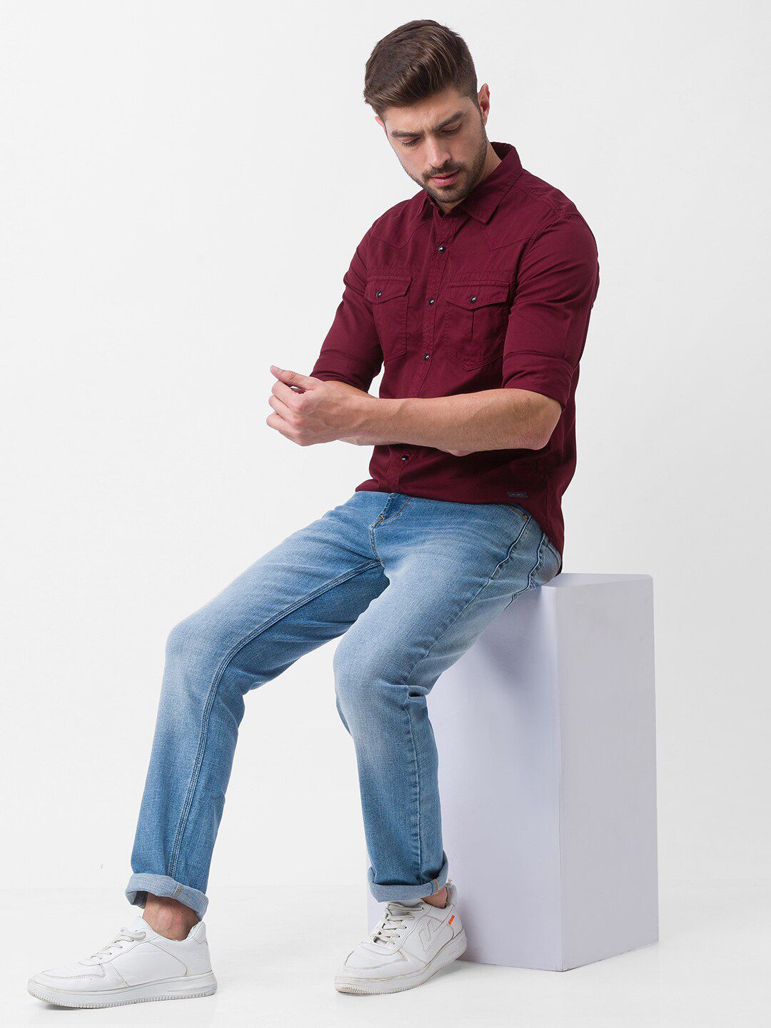 SPYKAR Men Maroon Slim Fit Casual Shirt