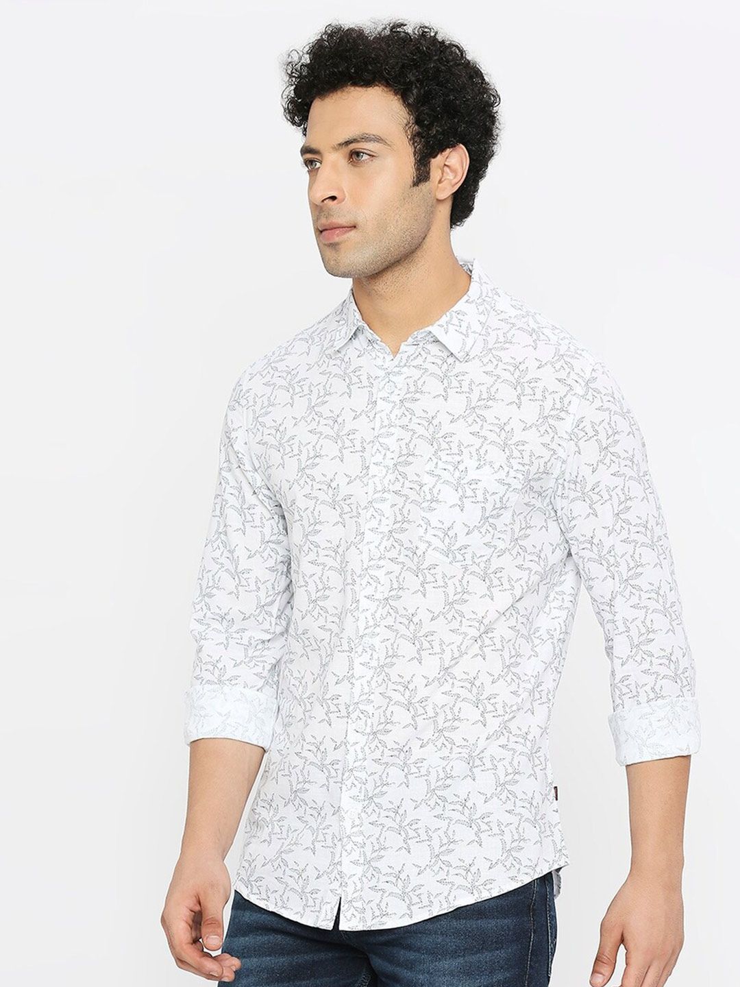 SPYKAR Classic Slim Fit Floral Printed Pure Cotton Casual Shirt