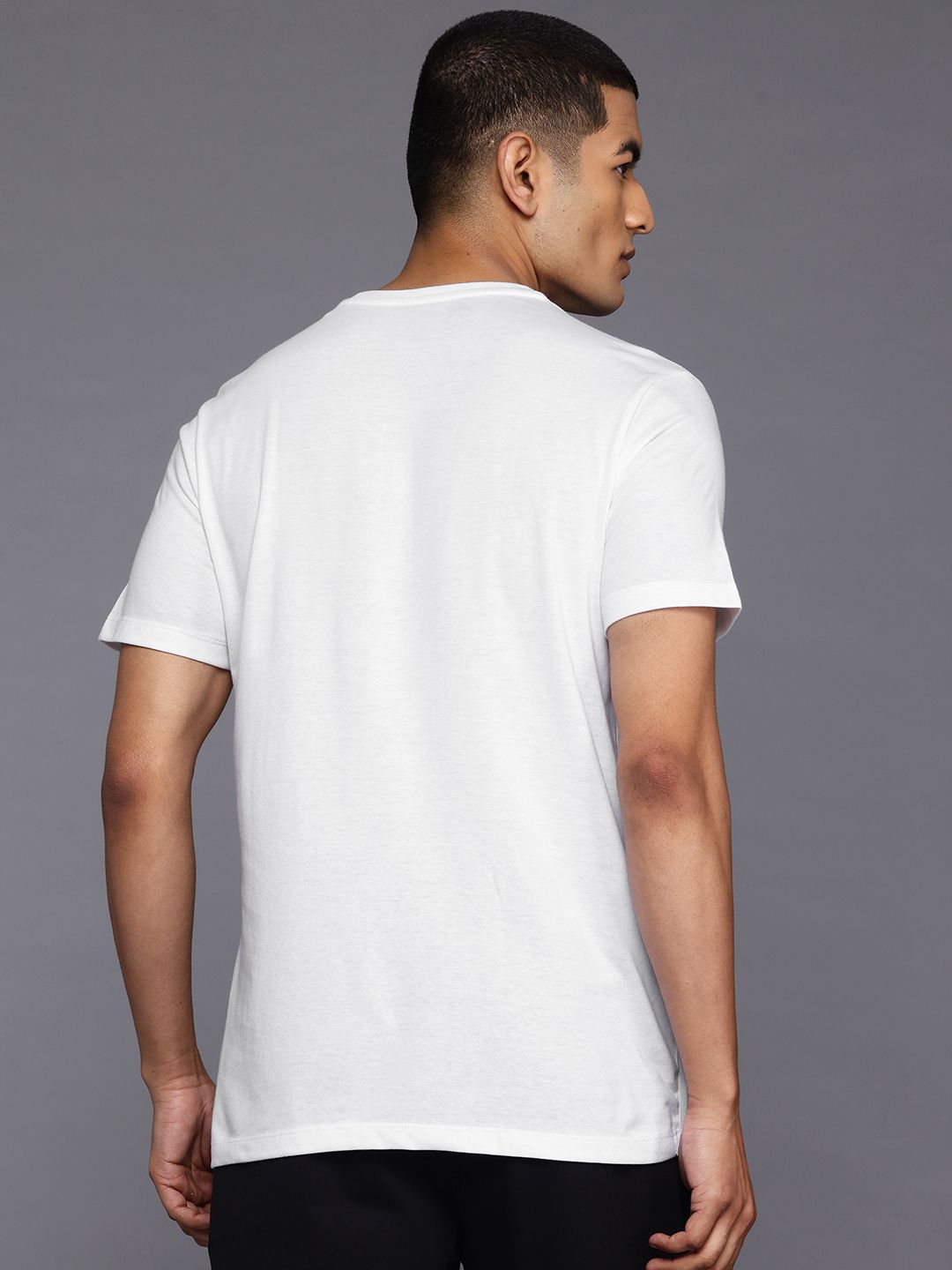 HRX by Hrithik Roshan Solid Casual T-shirt