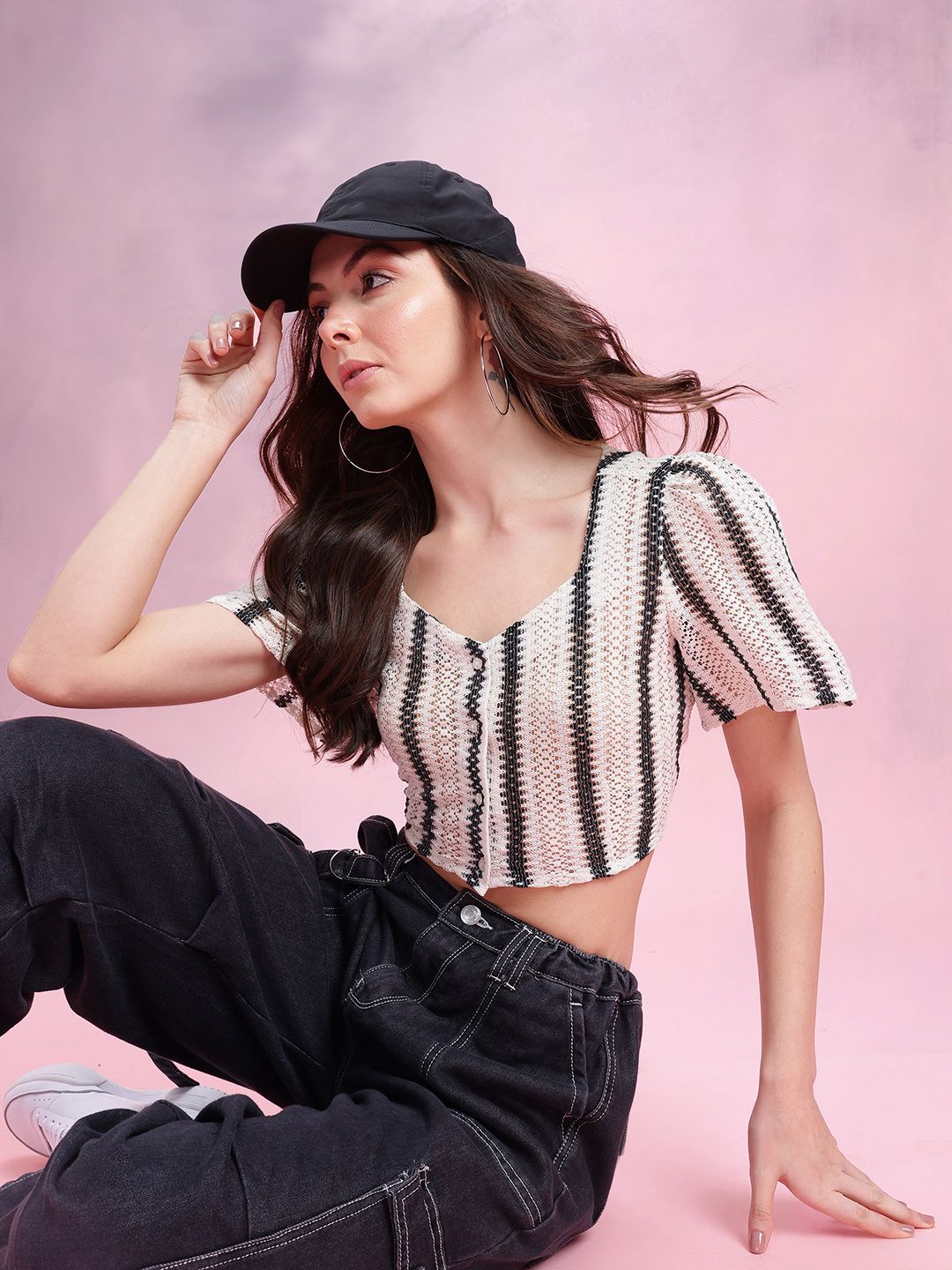 DressBerry Self-Striped Sweetheart Neck Crochet Weave Semi-Sheer Buttoned Crop Fitted Top