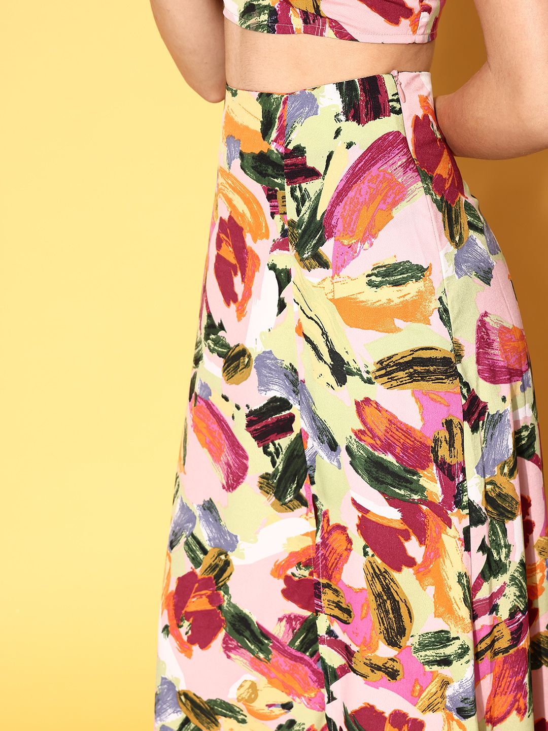 Berrylush Women Pink Printed Top with Skirt