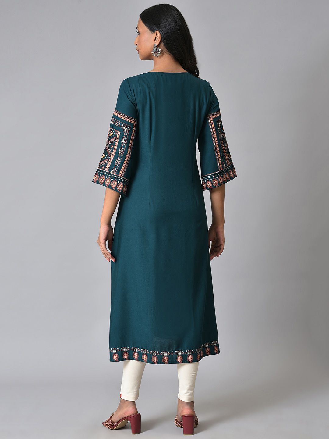 W Ethnic Motifs Printed Straight Regular Kurta