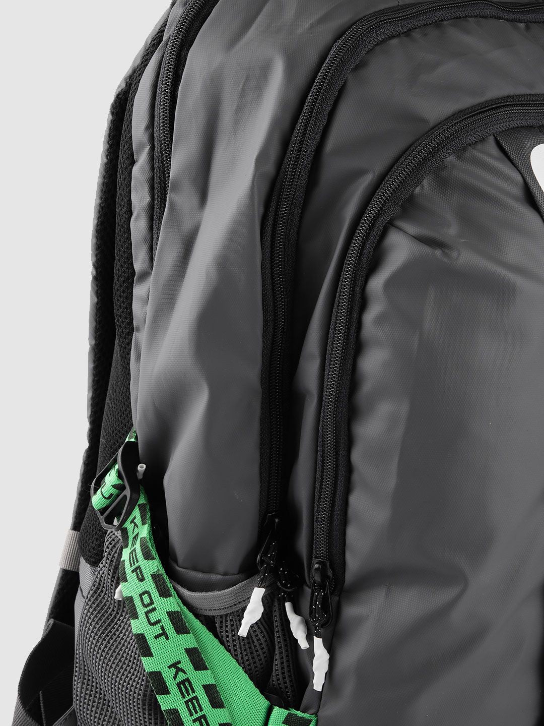 Gear Unisex Brand Logo Print Anti-Theft Backpack- 40.61 L