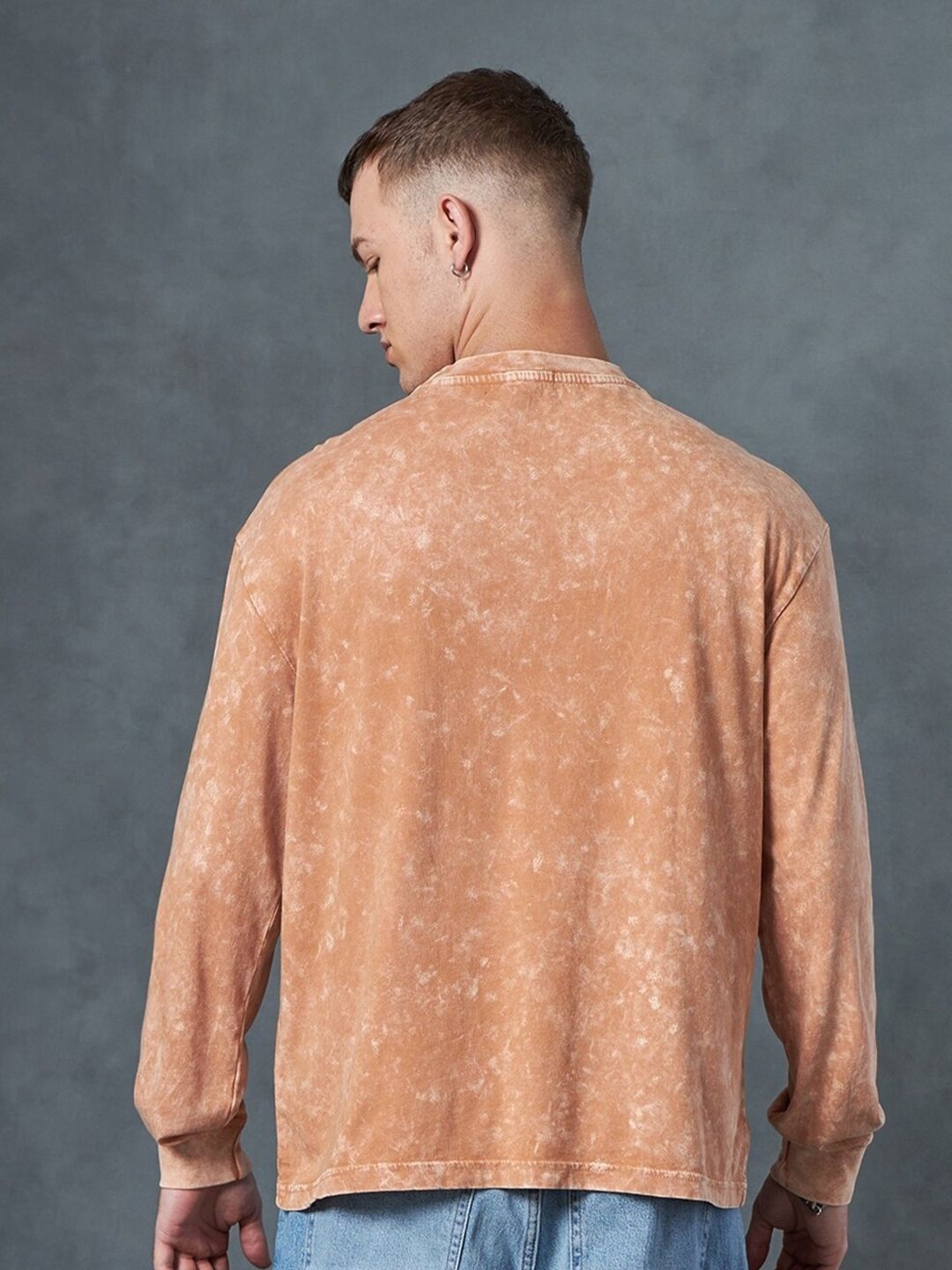 Bewakoof Self Design Drop-Shoulder Sleeves Oversized Acid Wash Cotton T-shirt