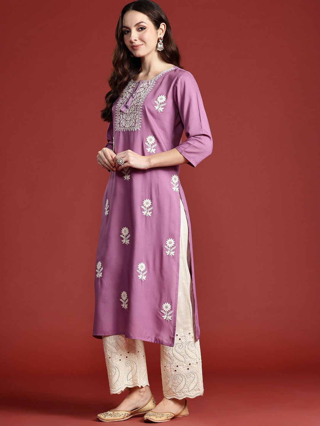 Indo Era Women Floral Embroidered Thread Work Kurta