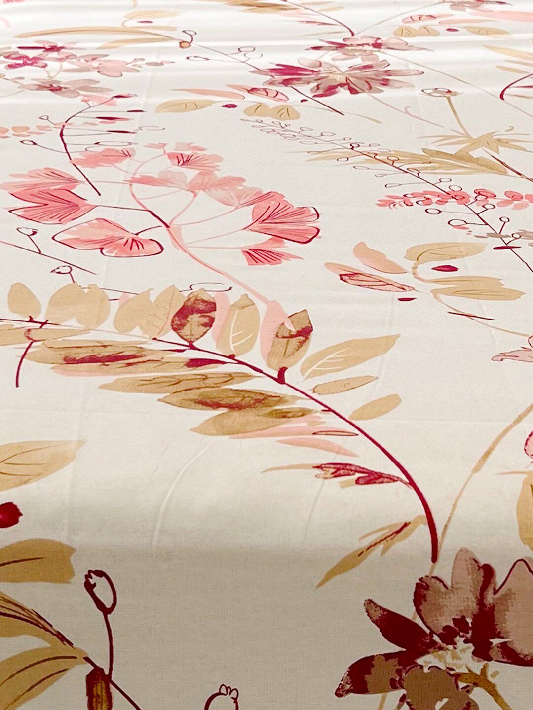 URBAN SPACE Serene Peach-Coloured Floral Cotton 200 TC Single Bedsheet with 1 Pillow Cover