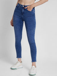 SPYKAR Women Super Skinny Fit Clean Look Mid-Rise Heavy Fade Crinkle Stretchable Jeans