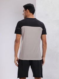 HRX by Hrithik Roshan Colourblocked Henley Neck Reflective Detail Running T-shirt