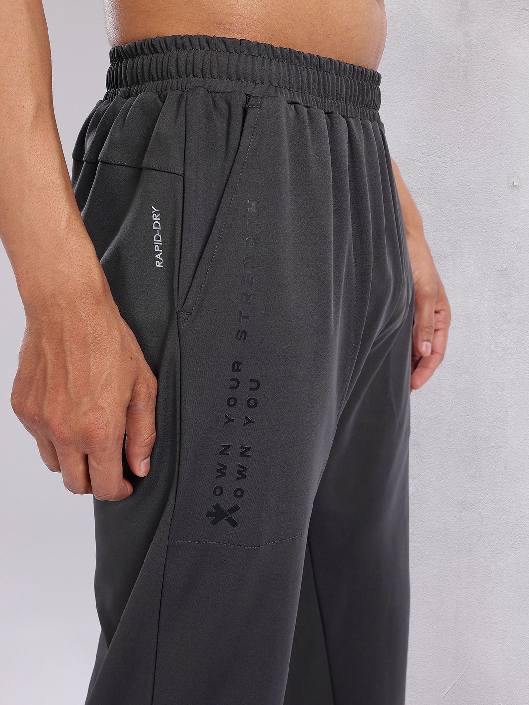 HRX by Hrithik Roshan Men Typography Printed Mid-rise Rapid-Dry Training Joggers