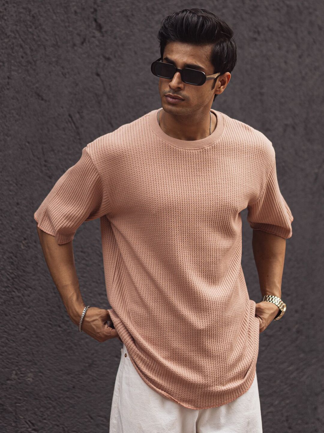 Powerlook Men Solid Oversized Round Neck T-shirt