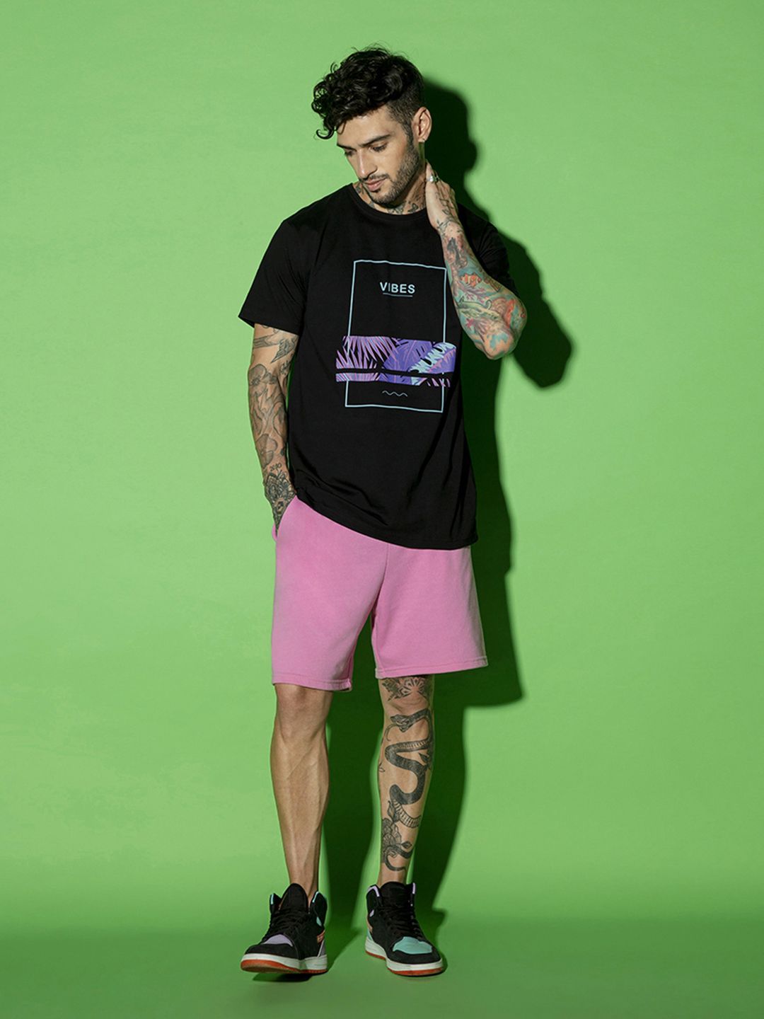 Bewakoof Men Black Printed Round Neck Pure Cotton T-shirt