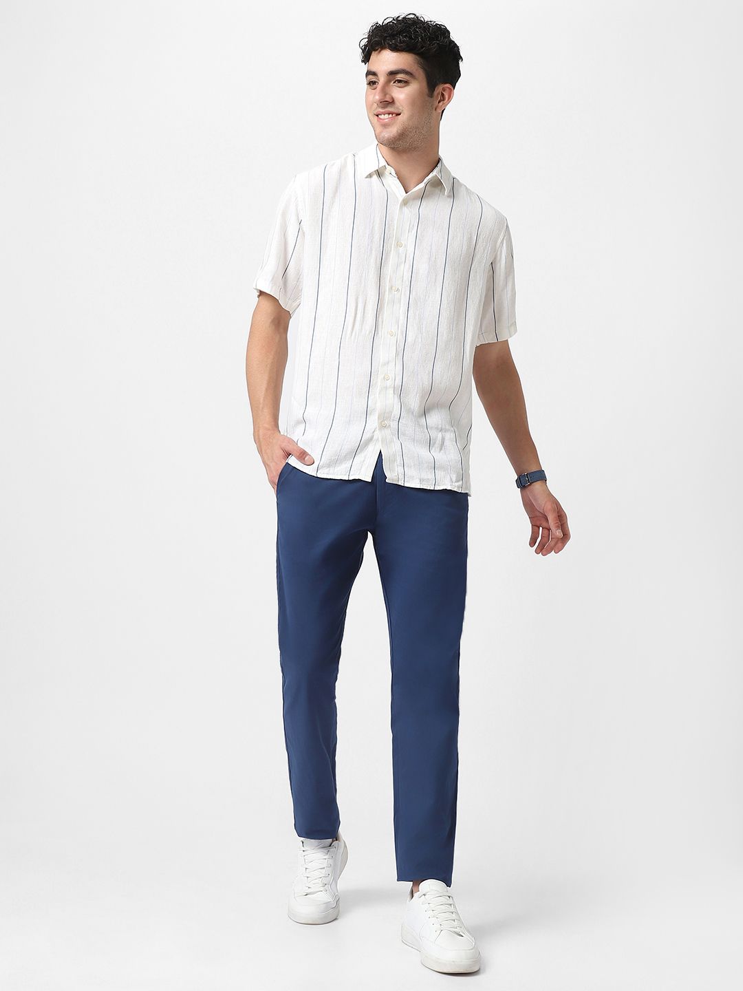 Urbano Fashion Men Blue Slim Fit Solid Regular Trousers