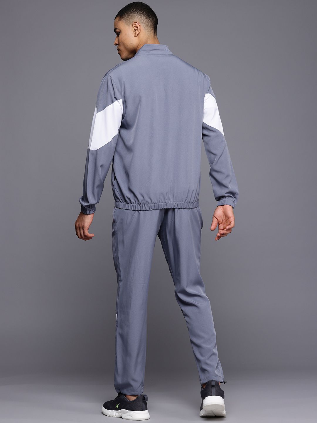 HRX by Hrithik Roshan Colourblocked Detail Training Tracksuit