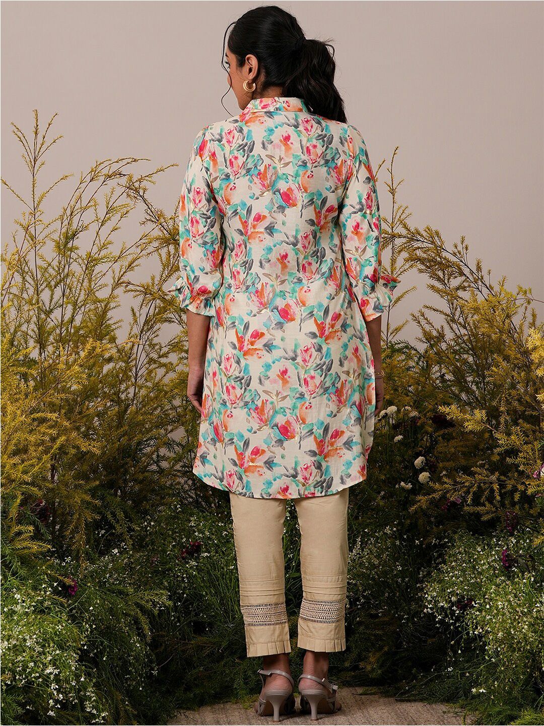 Libas Floral Printed Floral Shirt Collar Three-Quarter Sleeves Pathani Kurta