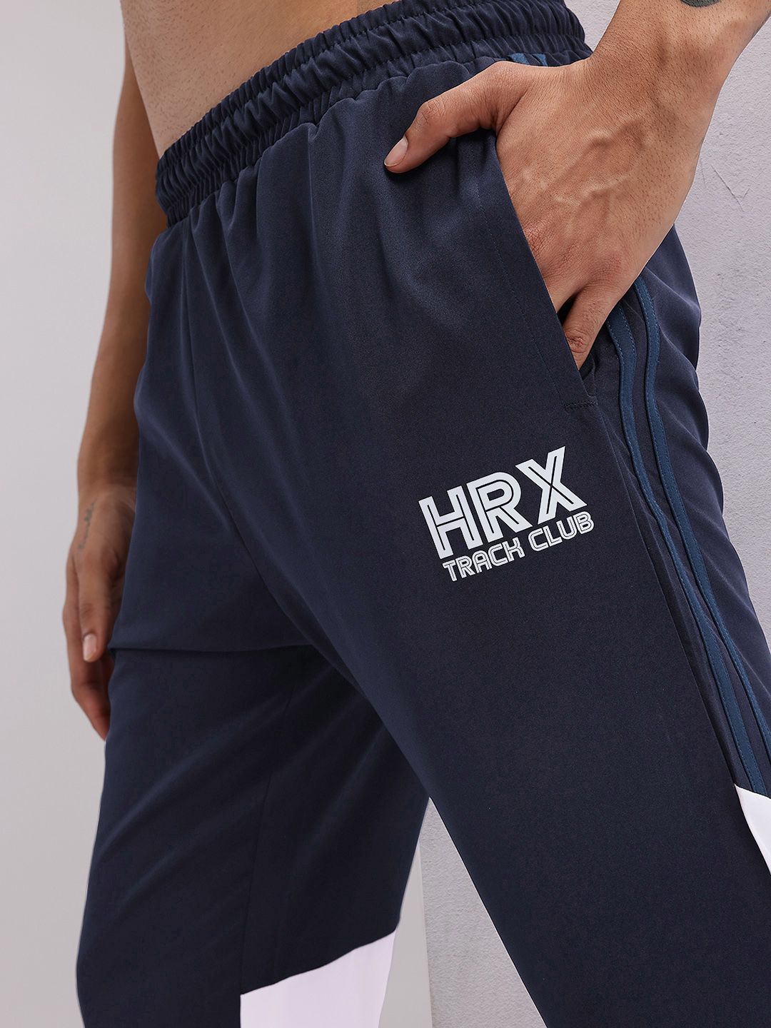 HRX by Hrithik Roshan Men Colourblocked Running Joggers