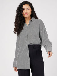 SASSAFRAS Oversized Vertical Striped Spread Collar Casual Shirt